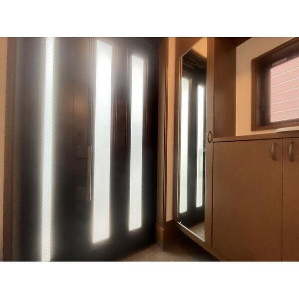 下荻野戸建 玄関