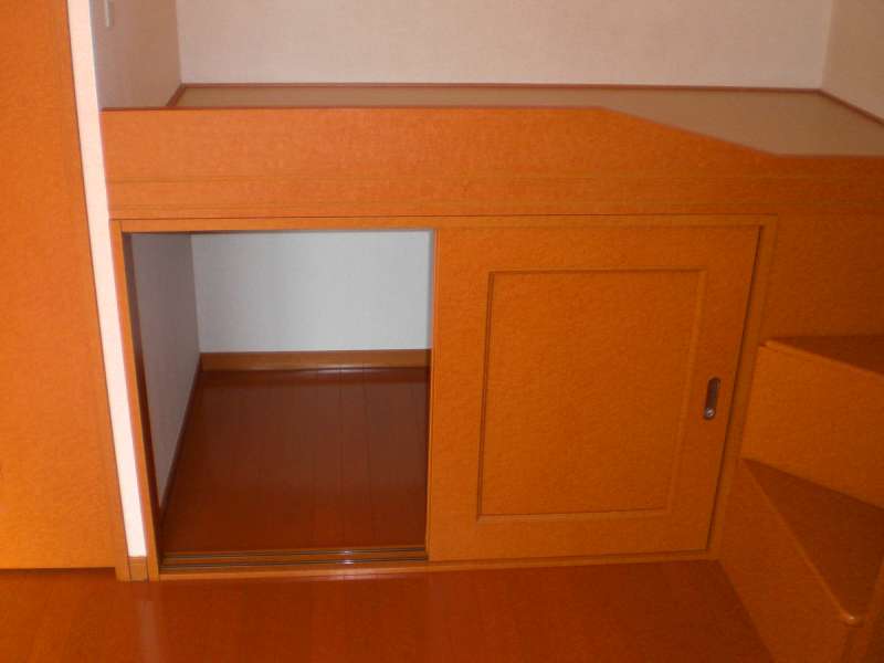 レオパレスＫＯＴＯＢＵＫＩ　Ⅱ 内観