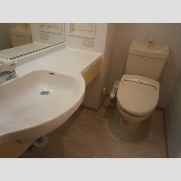 ソレアード201号室 同建物別部屋の参考画像