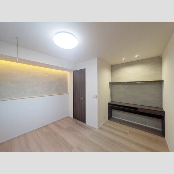 アニヴェルセル101号室 洋室