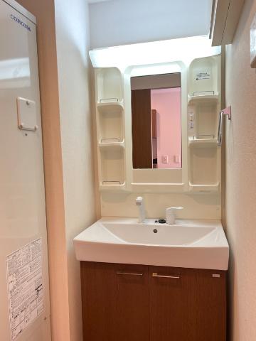 サクラーレ303号室 洗髪洗面化粧台