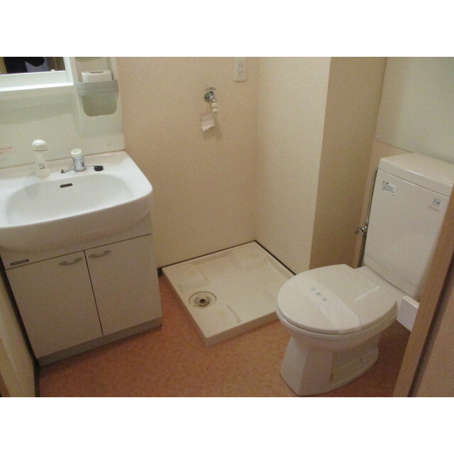 セントラル幡ヶ谷 洗面所、洗濯機置場