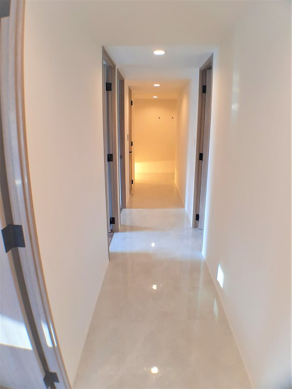 レジディア御殿山3階 玄関