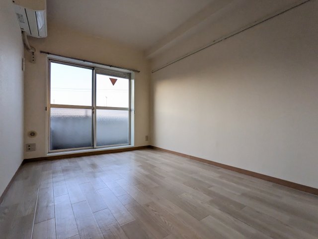 ウインベルソロ朝霞ナンバーワン リビング