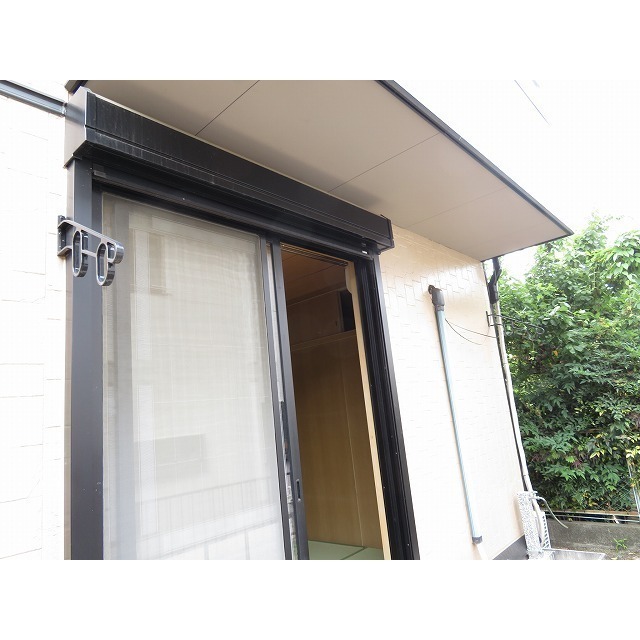 グリーンアムス001F号室 シャッター