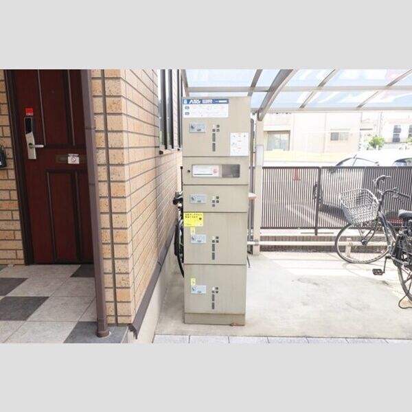 グレイス 宅配ボックス