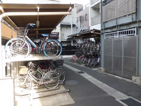 アールヴェール綾瀬402号室 外観