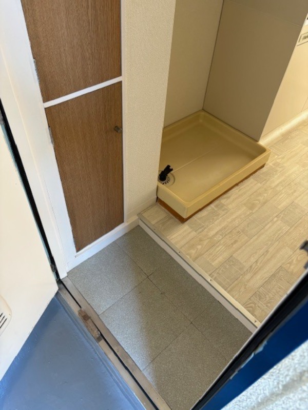 フラワーシティ2階 玄関