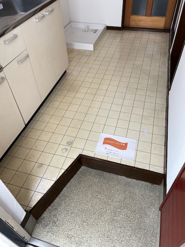 サンパレスオノ2階 玄関