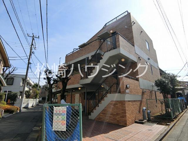 カーザ・マジョリーナ3階 外観