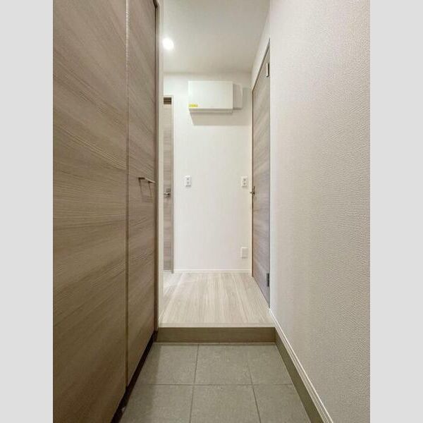 セレスティア興野 玄関