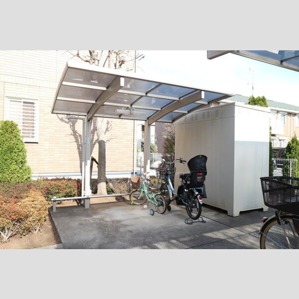 キャトルセゾン　E 駐輪場