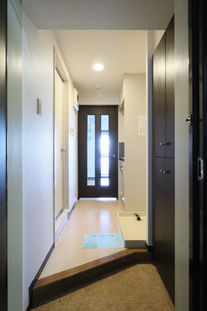 ナイスアーバン大井 玄関