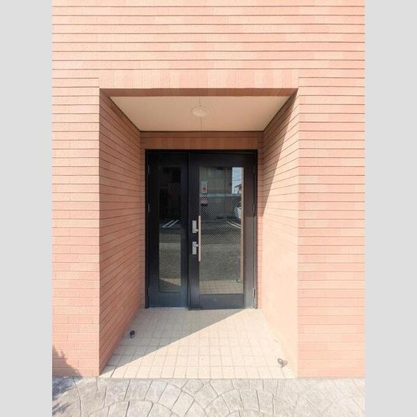 オーク・ヴィレッジ　壱番館 エントランス