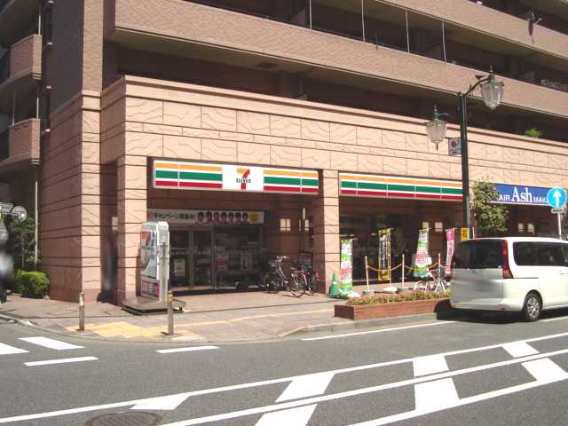 Ｅｌ　Ｒｅｎａｔｏ（エル　レナート） セブンイレブン志木駅南口店まで303ｍ