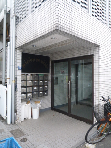 メゾンドパール2階 エントランス