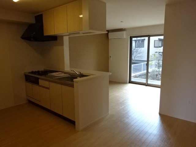 アゼリア キッチン