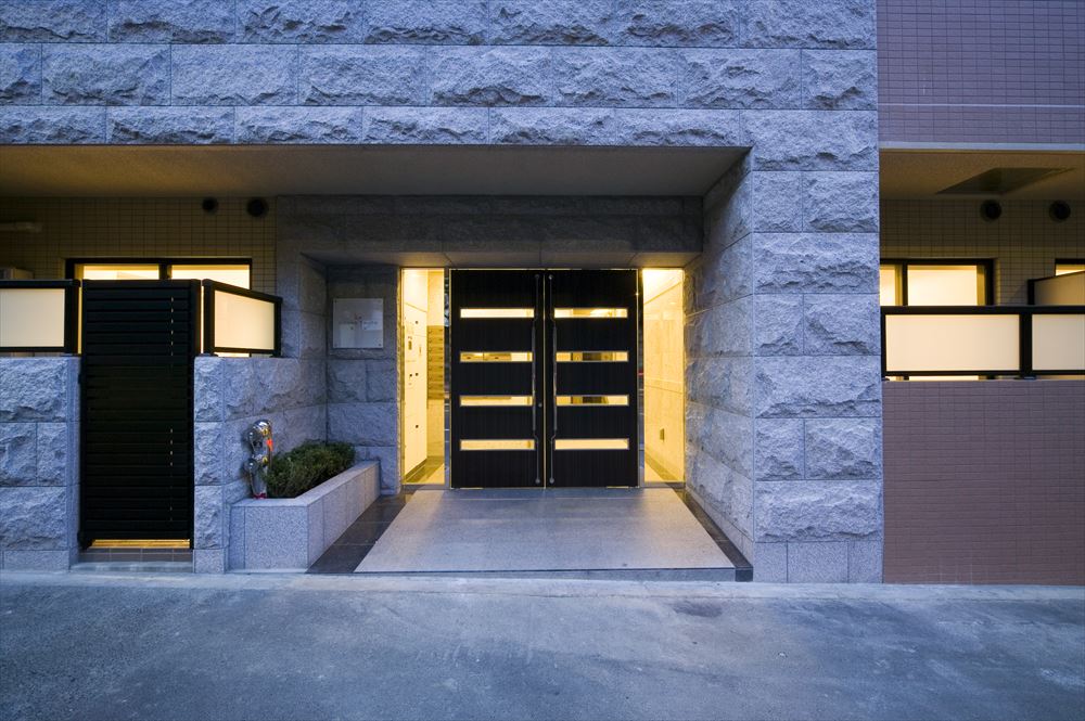 グラントゥルース弥生503号室 エントランス