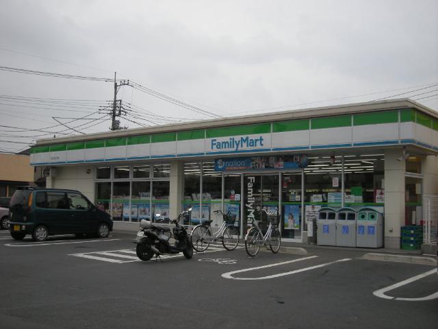 グランベル・ヒルズ ファミリーマート川口花山下店まで511ｍ
