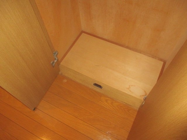 スカイコート池袋東口 収納