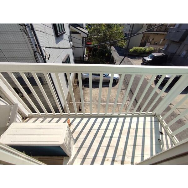 ジュネパレス新検見川第01 バルコニー