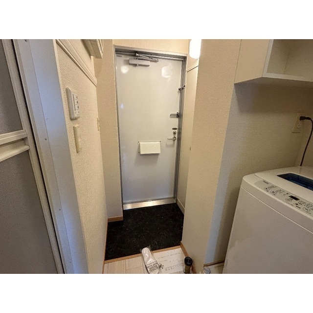 グラツィア107号室 玄関