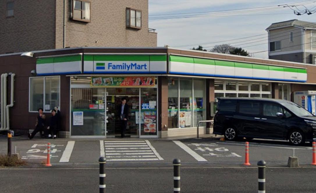 北欧andフレンチのデザイナーズリノベ戸建 【コンビニエンスストア】ファミリーマート 八千代大和田店まで819ｍ