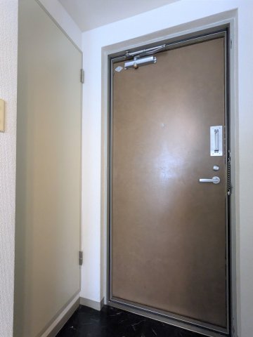 セントラル本厚木0503号室 玄関