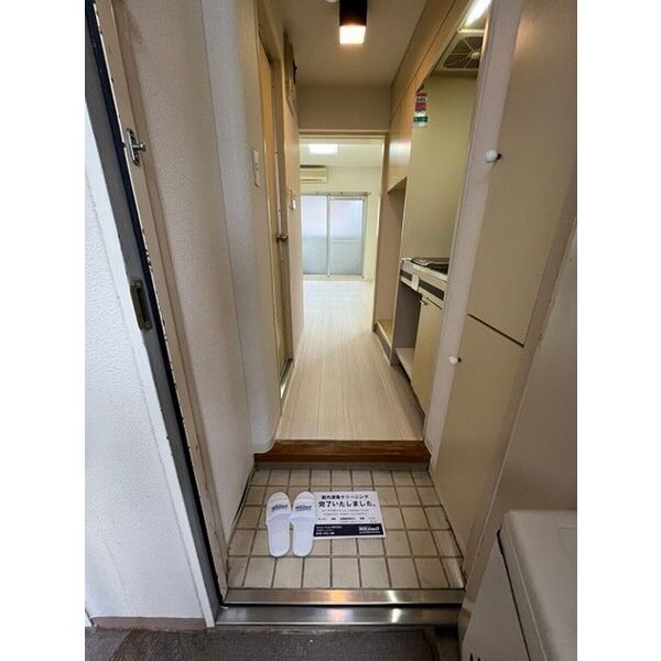 タッシ国立0201号室 玄関