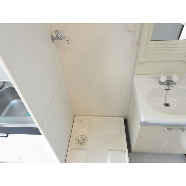 サフィールフォーレ65308号室 内観