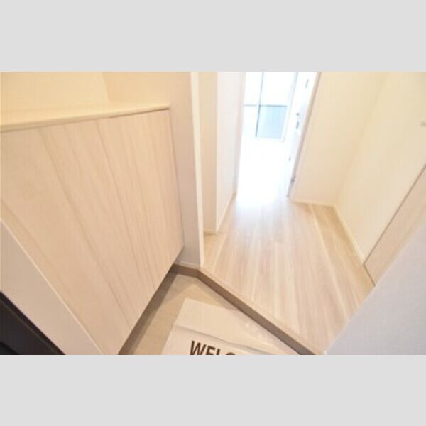 レンテ本厚木 玄関