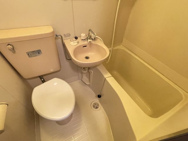 スカイコート横浜山手504号室 お風呂