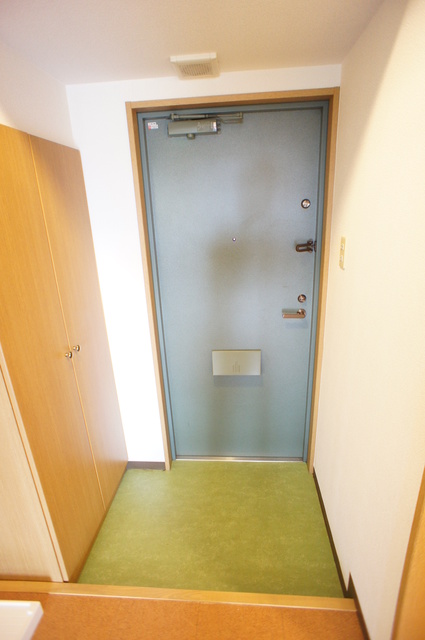 エクセルグランデ高洲0806号室 玄関