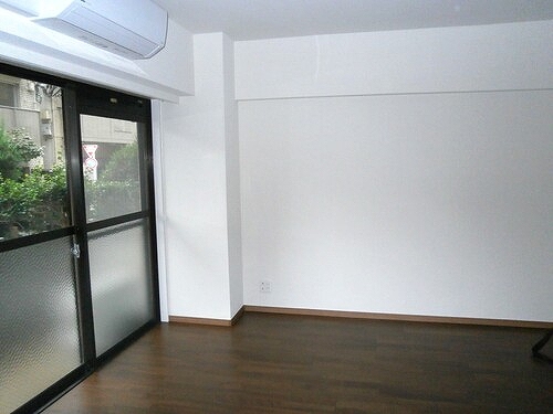 ライオンズマンション国分寺第３1階 洋室