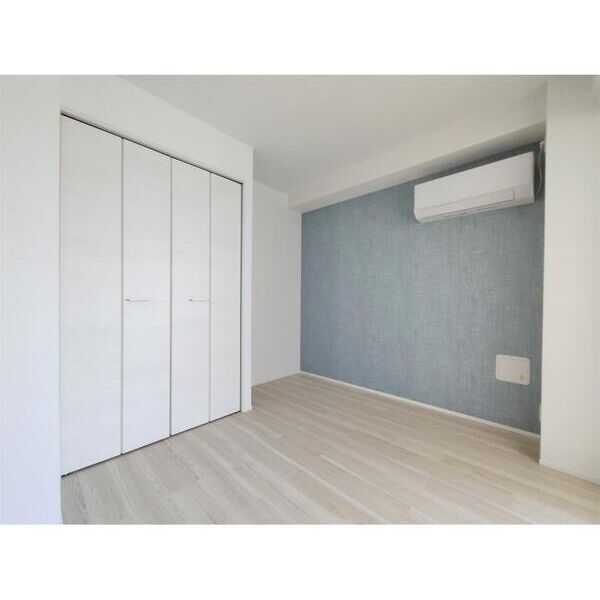 ブルーライトヨコハマ501号室 リビング