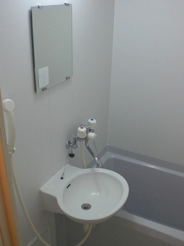 レオパレストラディショナル お風呂