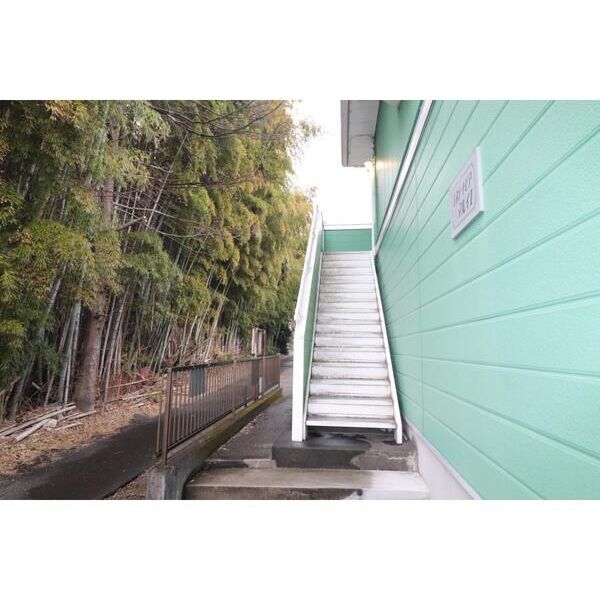 エステートピアマルイI101号室 エントランス