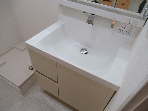 ナイスアーバン武蔵浦和3階 洗面所