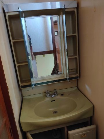 南区大岡1-2-6　1階 洗面