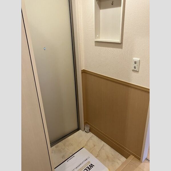 メゾン　あい・あこ　あい 玄関