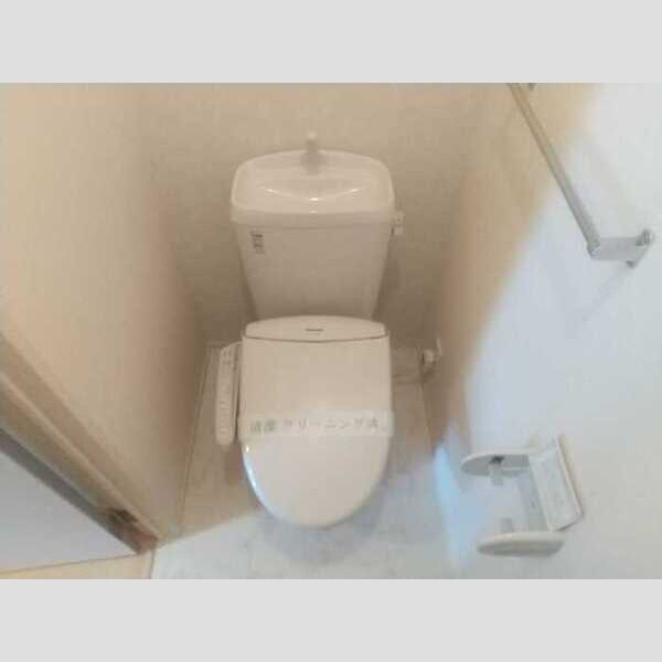 メゾン・ド・レトワール202号室 トイレ