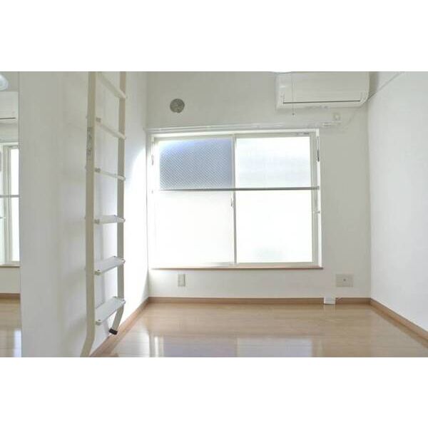 フェリスアストル リビング