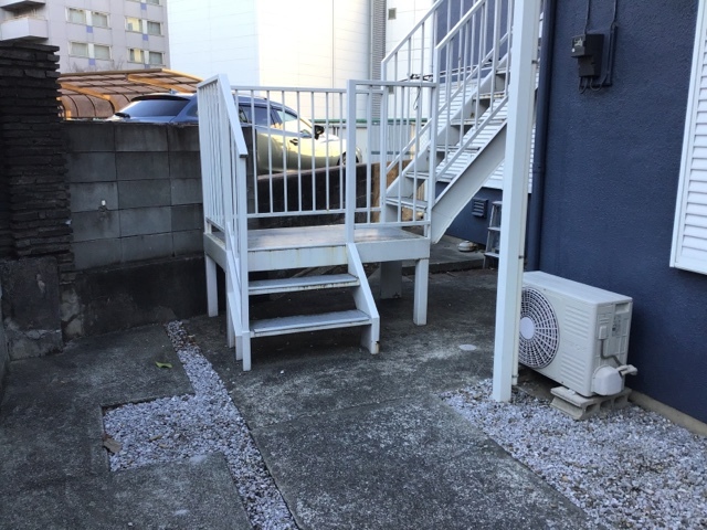 パークヒル桜ヶ丘0101号室 共用階段　※現況優先