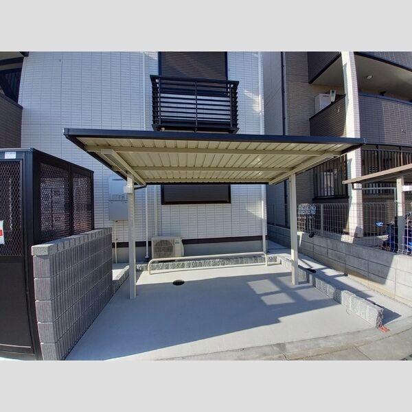 リヴィエール　I202号室 駐輪場