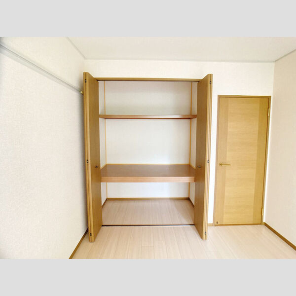 エクレール　B棟 収納