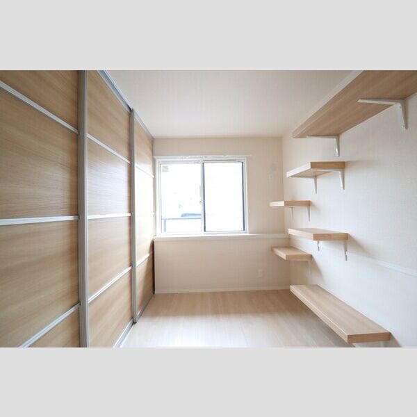 キャリコマルモ102号室 洋室5帖