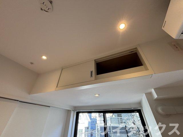 Log入谷／ログ入谷 Log入谷