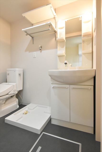 シャルム赤塚1階 洗面