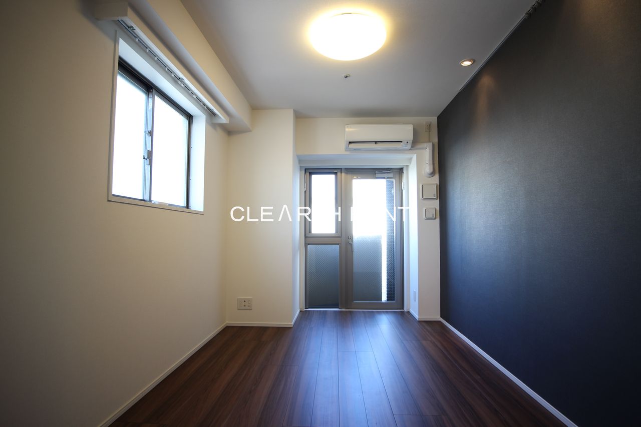 コンシェリア新橋 ＭＡＳＴＥＲ’Ｓ ＶＩＬＬＡ 落ち着きのある洋室7.4帖/二面採光・ラグジュアリーな住空間