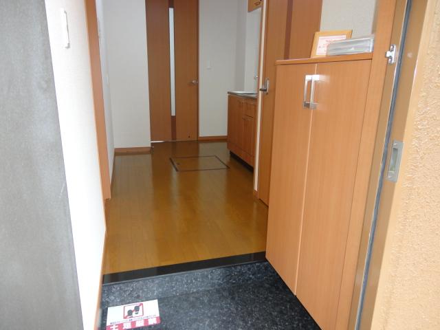 ドリーム菊名206号室 玄関